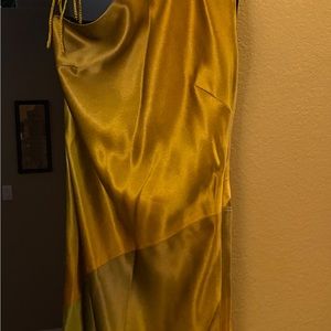 Sexy luscious one shoulder gown ..